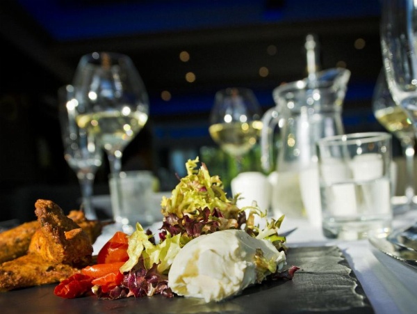 Number 10 Hotel image 13